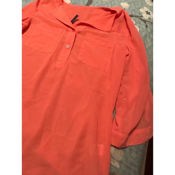 6 FOR $15 Maurice’s xs dressy top with buttons - Picture 2 of 4